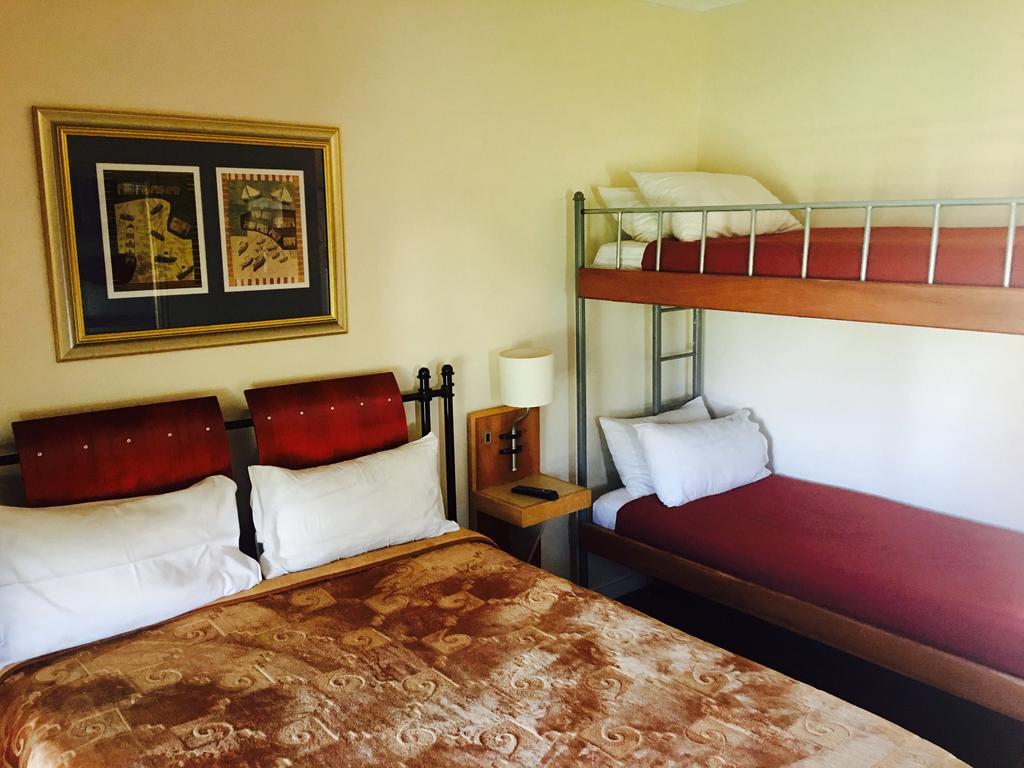 Travel Inn Kroonstad Buitenkant foto