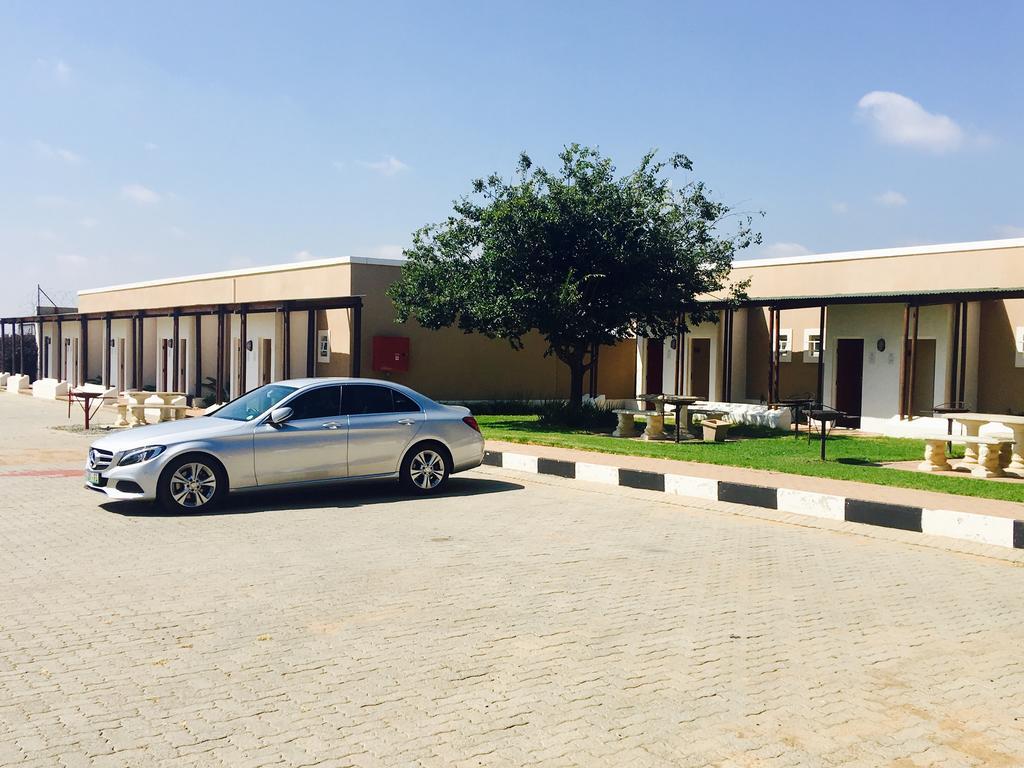 Travel Inn Kroonstad Buitenkant foto