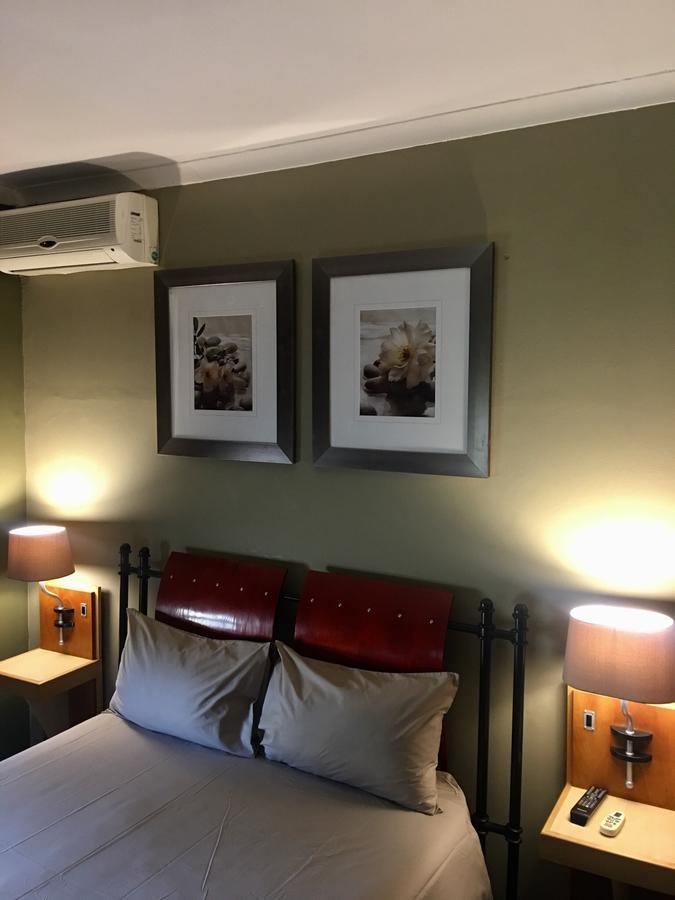 Travel Inn Kroonstad Buitenkant foto